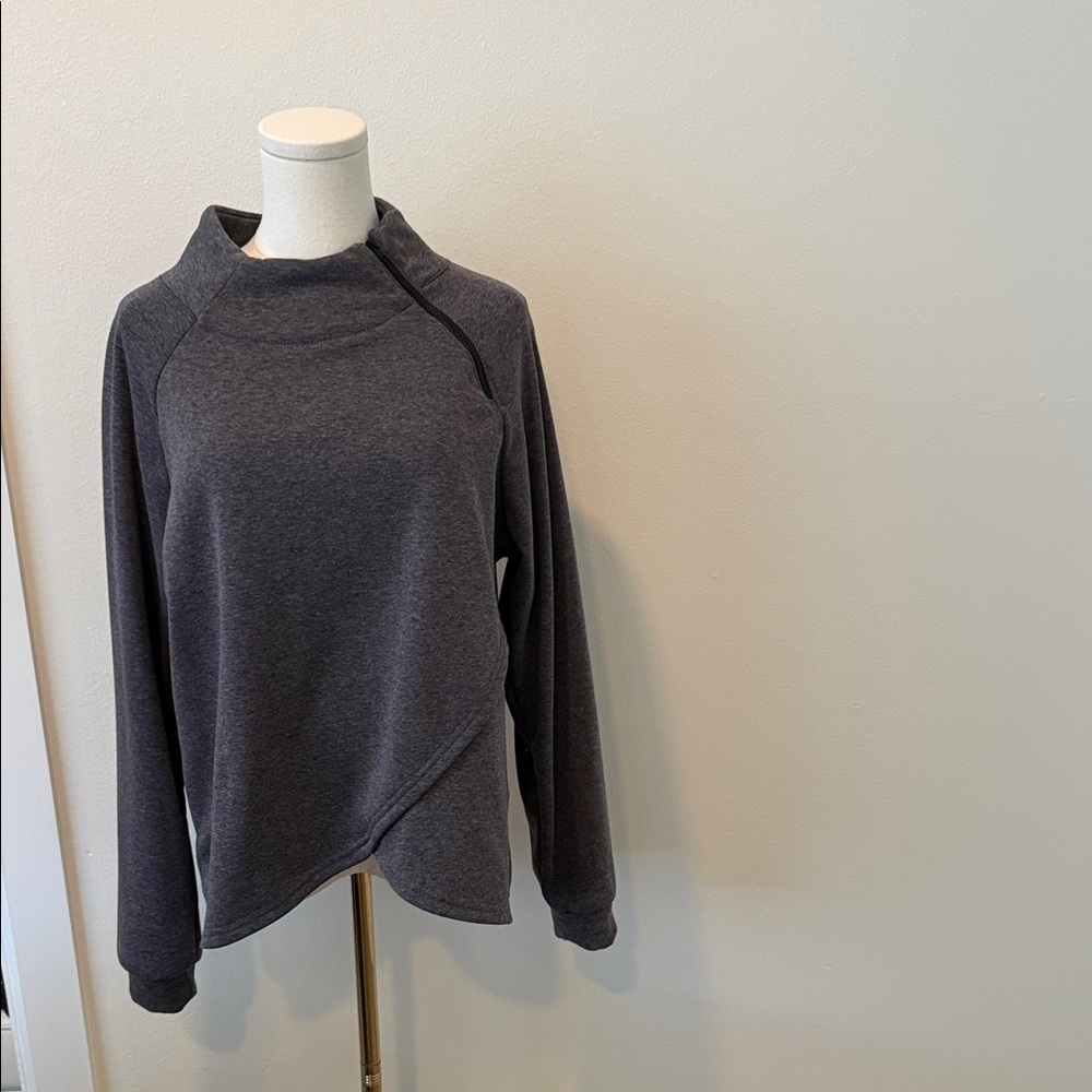 Tahari Sport Asymmetrical Pullover – Size XL (Fits Like Medium